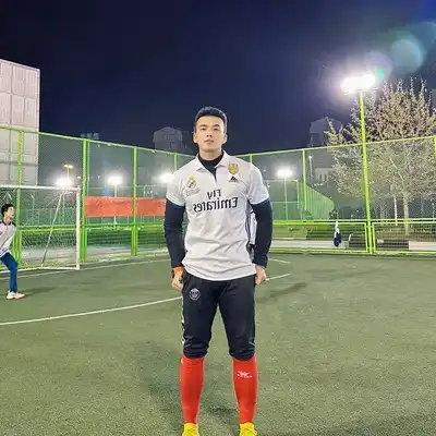 郝梓巧